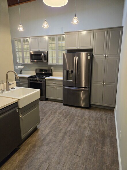 2301 Orange Ave, Signal Hill, CA à vendre - Photo de l’immeuble – Image 3 sur 7
