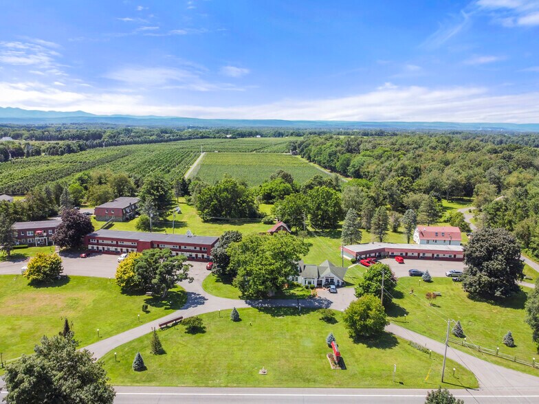 3093 US Highway 9, Valatie, NY à vendre - Photo de l’immeuble – Image 2 sur 62
