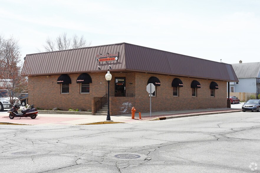 204 W Barker Ave, Michigan City, IN à vendre - Photo de l’immeuble – Image 2 sur 22