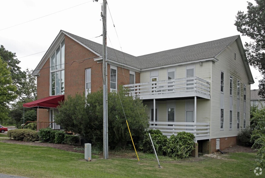 Lynnhaven Executive Park portefeuille de 2 biens à vendre sur LoopNet.fr - Photo principale – Image 3 sur 5