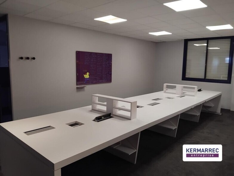 Bureau dans Pacé à vendre - Photo intérieure – Image 2 sur 14