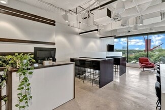 Plus de détails pour 3201 Dallas Pky, Frisco, TX - Coworking à louer