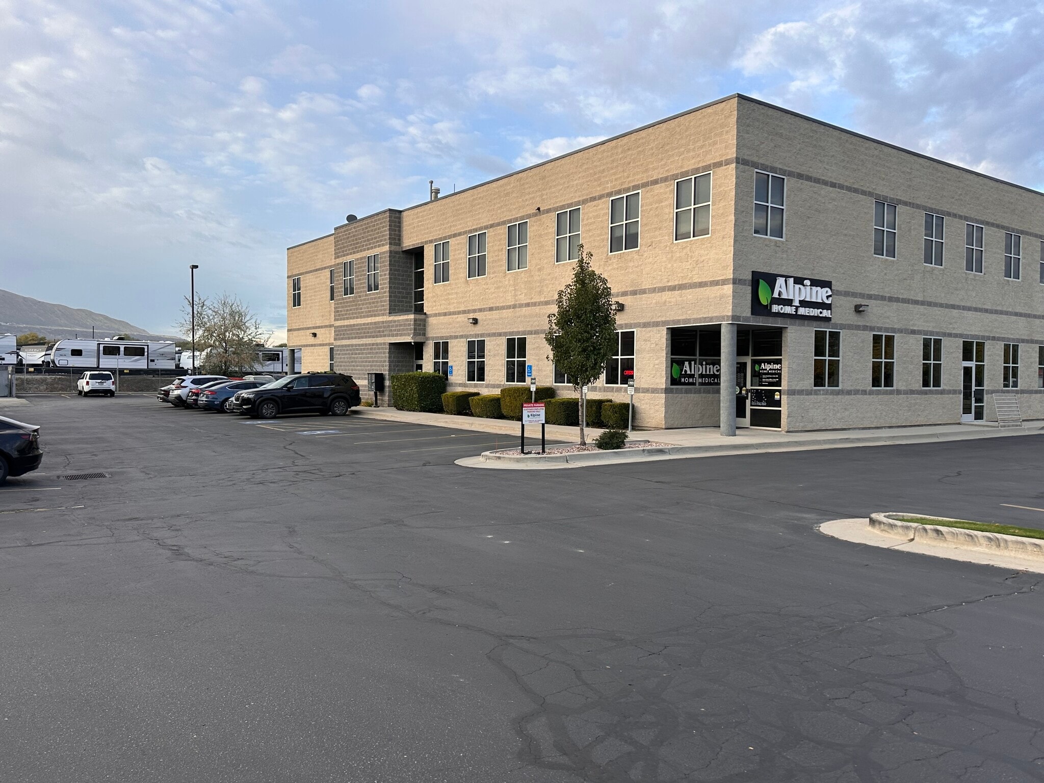 132 E 13065 S, Draper, UT à louer Photo intérieure– Image 1 sur 6