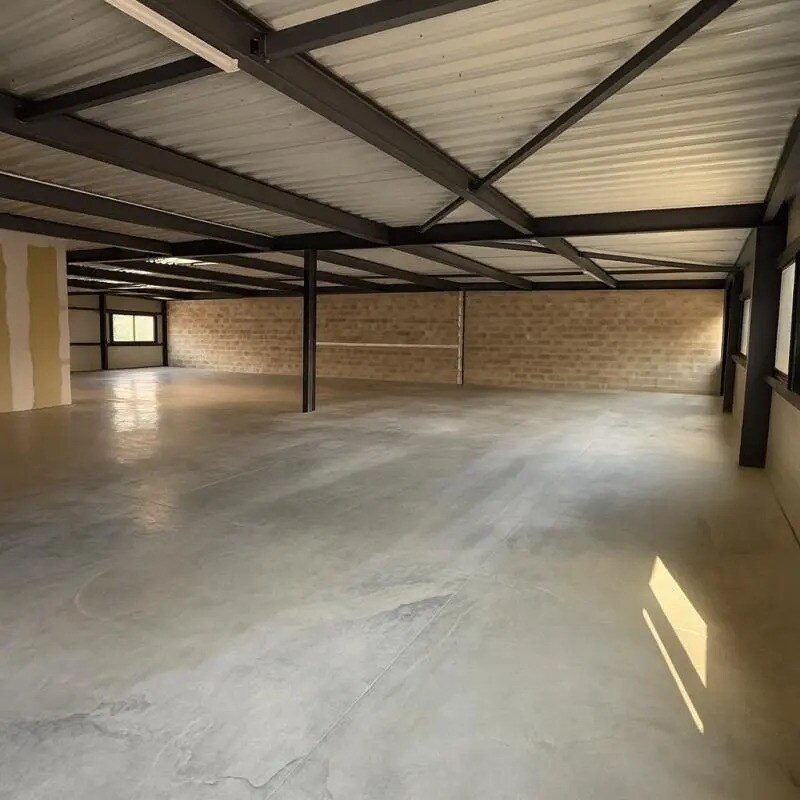 Industriel/Logistique dans La Garde à vendre Photo intérieure– Image 1 sur 5