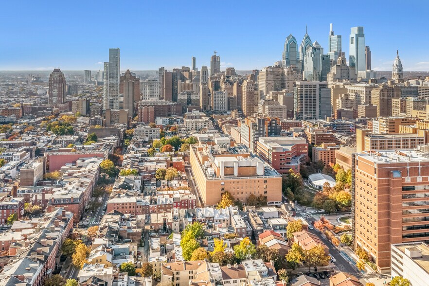 239-41 S 10th St, Philadelphia, PA à vendre - Photo de l’immeuble – Image 2 sur 8