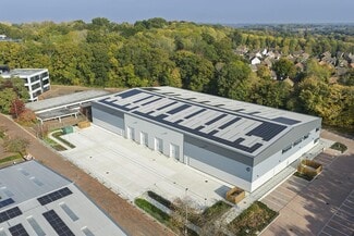 Plus de détails pour Wade Rd, Basingstoke - Industriel/Logistique à louer