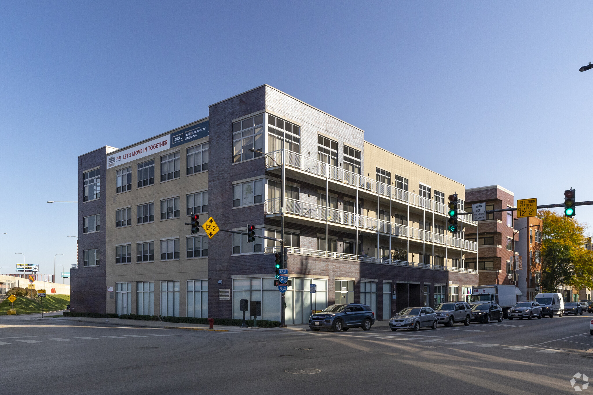 2157-2159 N Damen Ave, Chicago, IL à louer Photo principale– Image 1 sur 28