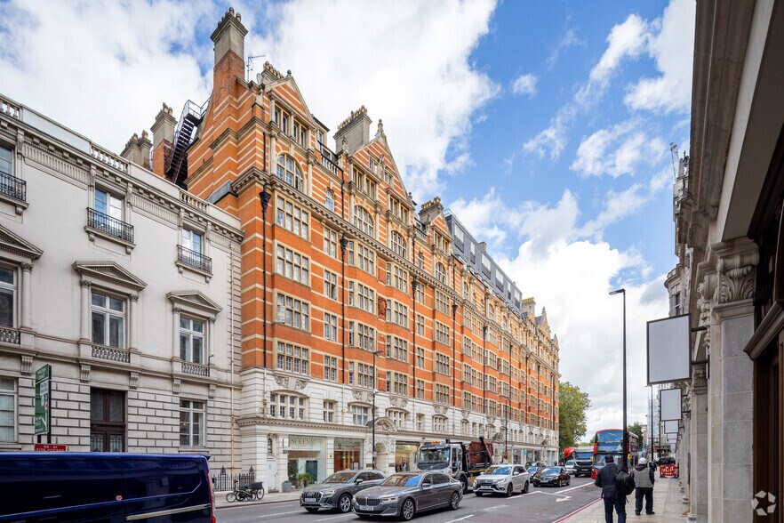 28-56 Knightsbridge, Londres à vendre - Photo principale – Image 1 sur 9