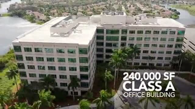 13450 W Sunrise Blvd, Sunrise, FL à louer - Vidéo sur l’annonce professionnelle – Image 2 sur 18