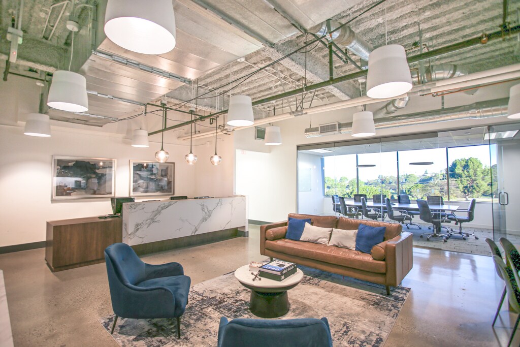 400 Corporate Pointe, Culver City, CA à louer Photo de l’immeuble– Image 1 sur 20