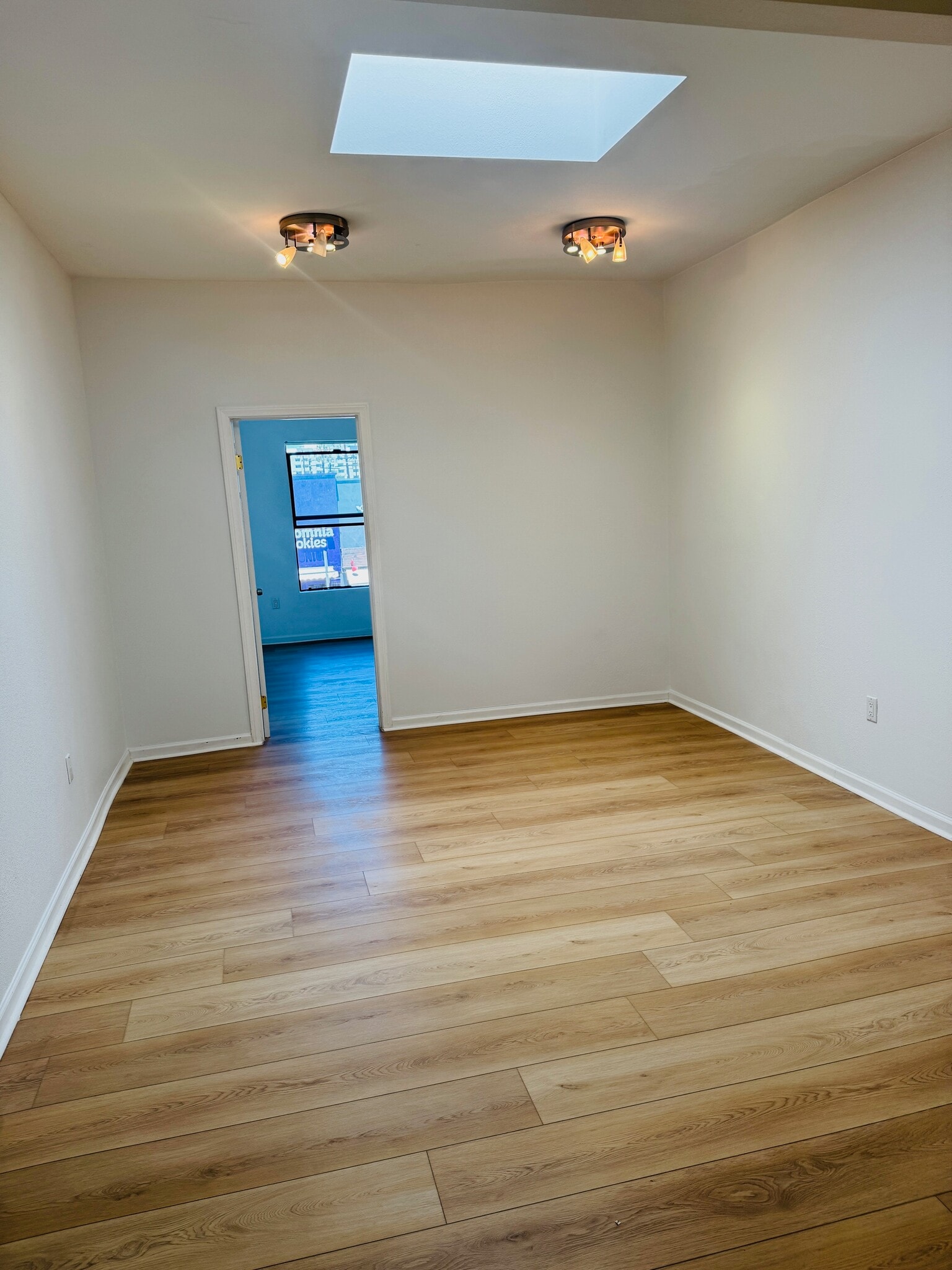 3039-3051 University Ave, San Diego, CA à louer Photo intérieure– Image 1 sur 3