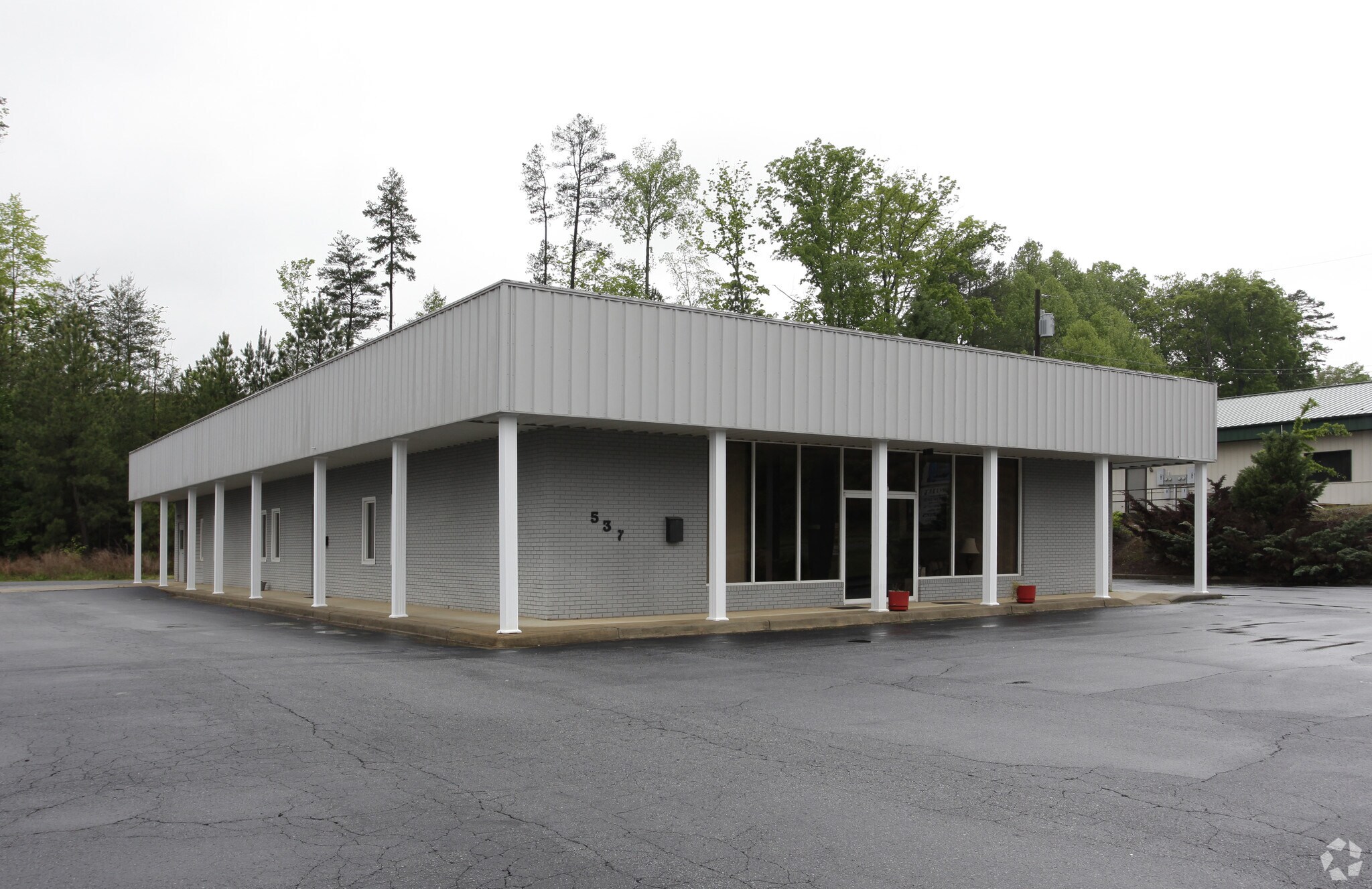 537 Us-123-byp Hwy, Seneca, SC à vendre Photo principale– Image 1 sur 3