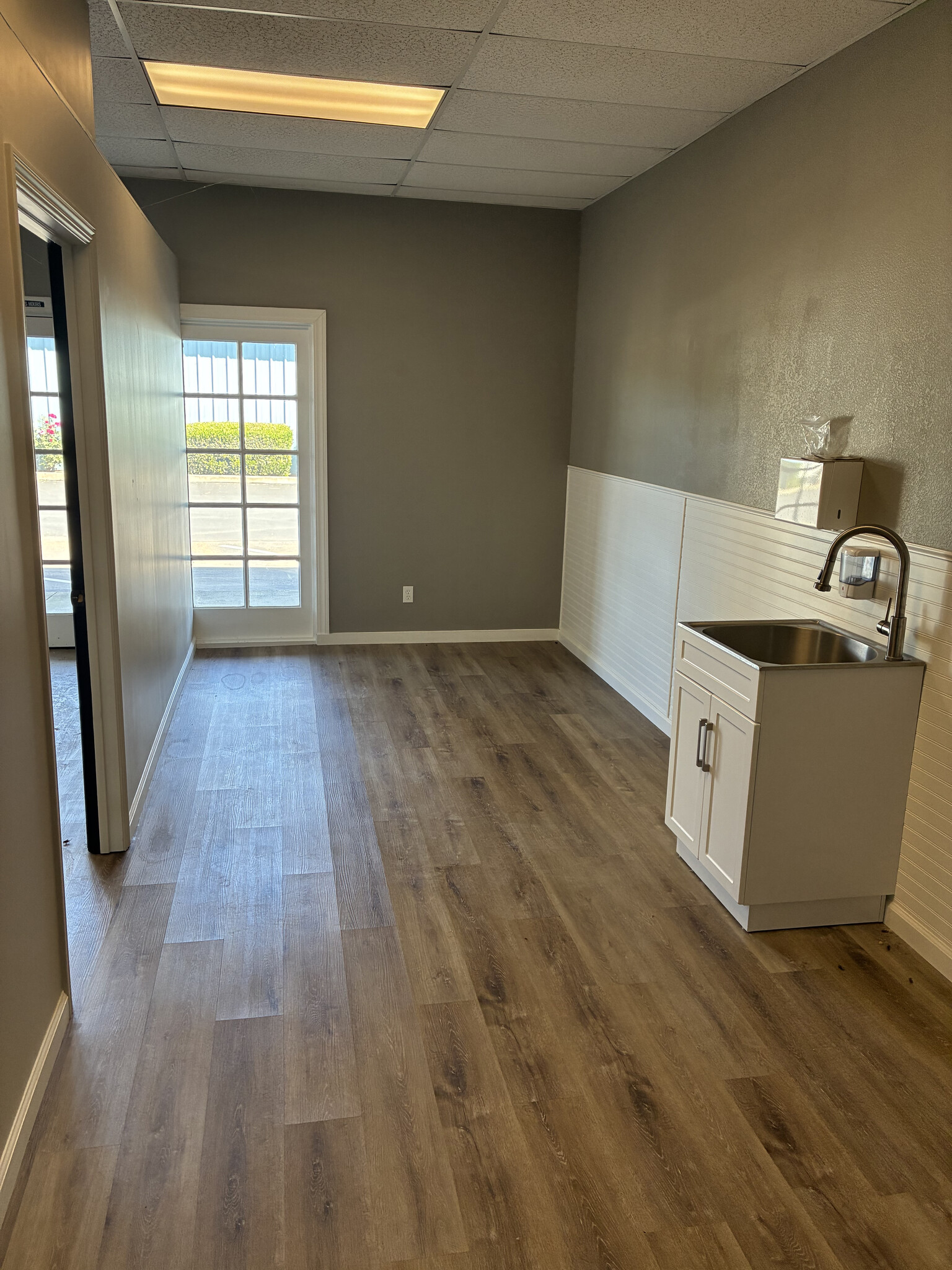 18540 N Highway 88, Lockeford, CA à louer Photo intérieure– Image 1 sur 4