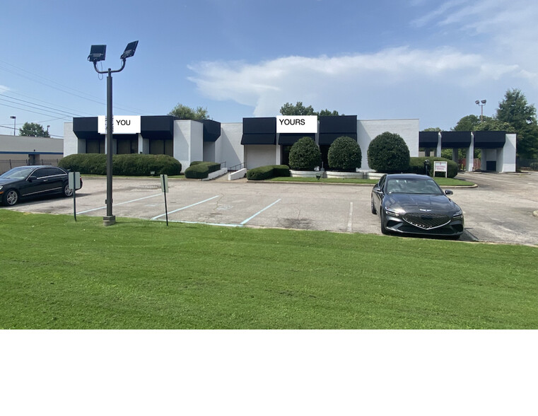 4008 University Dr, Huntsville, AL à louer - Photo de l’immeuble – Image 1 sur 5