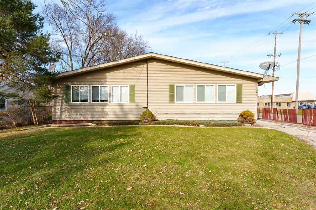 1302 Lakeview Ave, Battle Creek, MI à vendre Photo principale– Image 1 sur 2