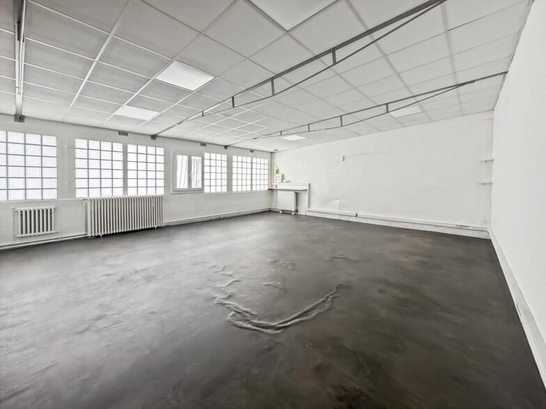 40 Rue De L'Abbe Carton, Paris à louer - Photo de l’immeuble – Image 2 sur 8