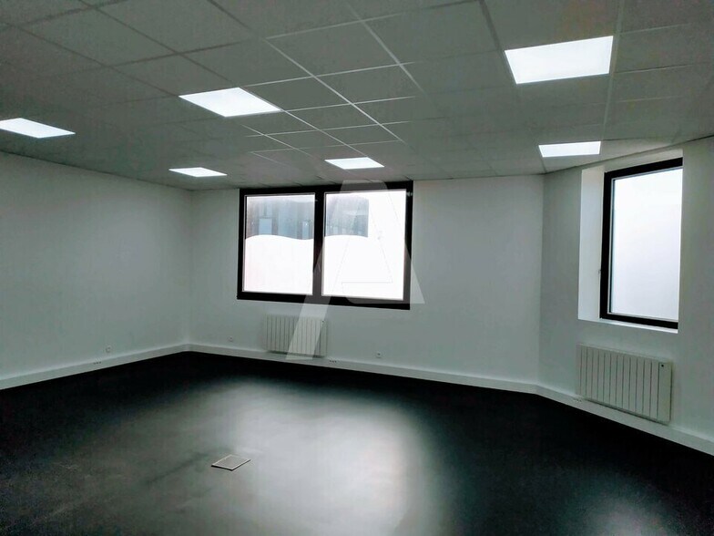 8 Rue Maryse Bastié, Igny à louer - Photo intérieure – Image 3 sur 5