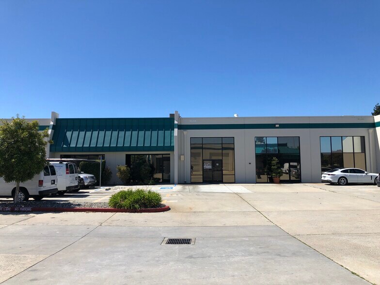 1100 Industrial Rd, San Carlos, CA à vendre - Photo de l’immeuble – Image 2 sur 3