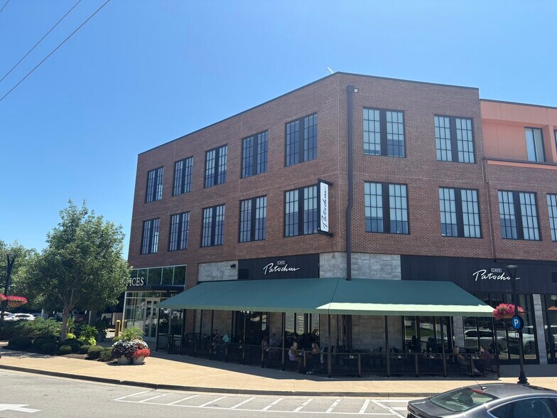 4040 Finn Way, Lexington, KY à louer - Photo de l’immeuble – Image 3 sur 15