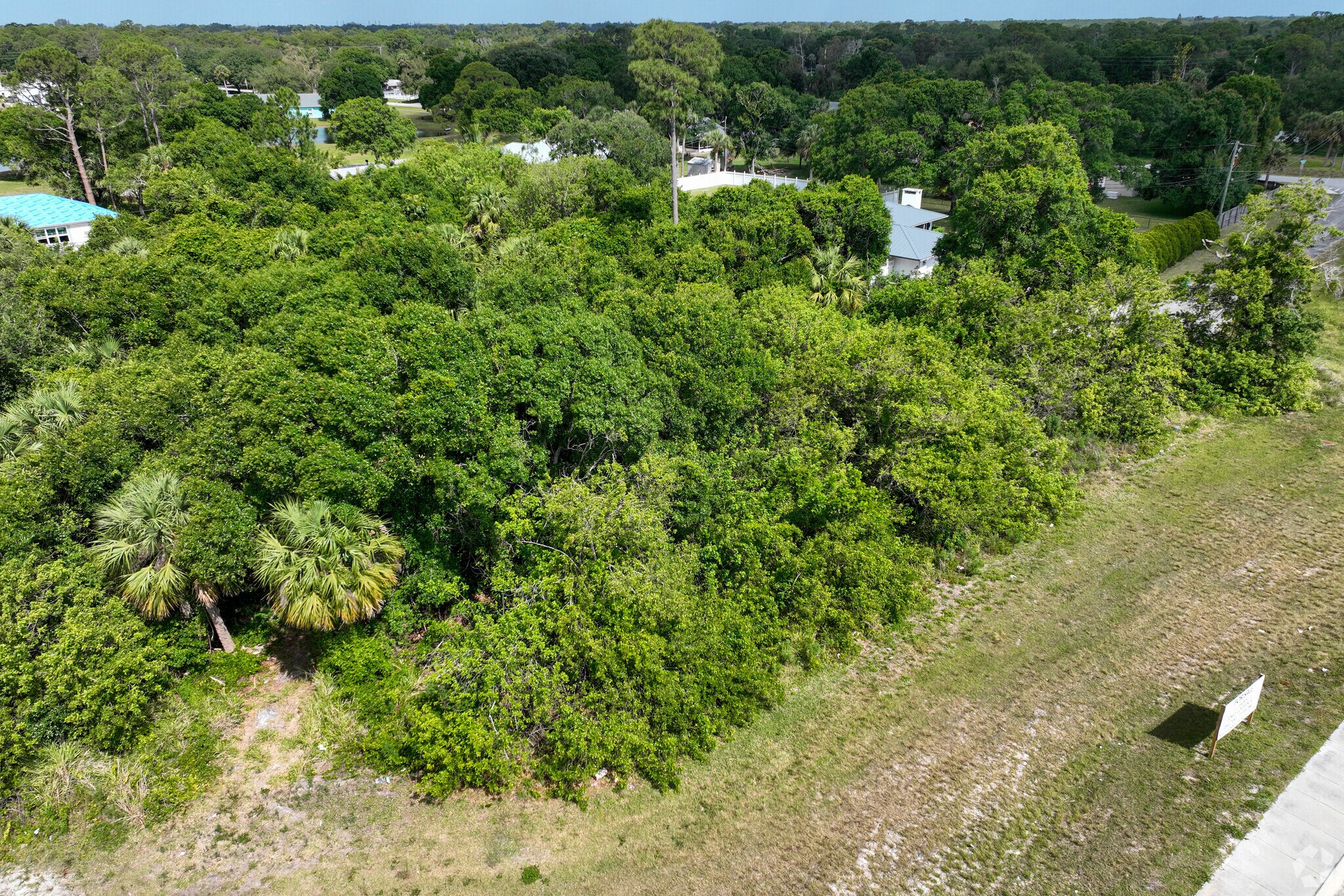 7310 Lakewood Park Dr, Fort Pierce, FL à louer Photo principale– Image 1 sur 6