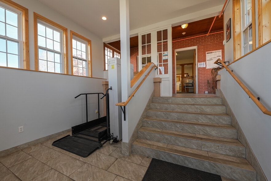 322 N Main St, Gunnison, CO à vendre - Hall d’entrée – Image 3 sur 60