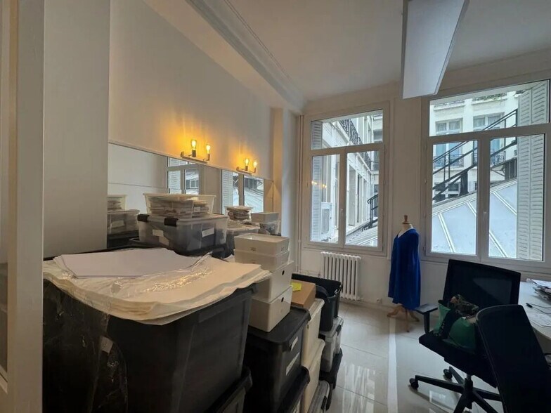 Bureau dans Paris à vendre - Photo de l’immeuble – Image 2 sur 6