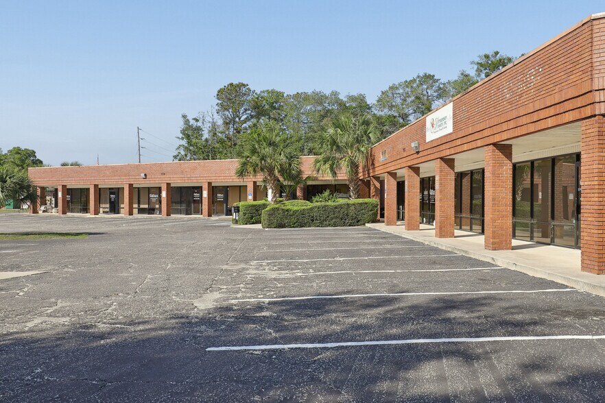 772 Foxridge Center Dr, Orange Park, FL à vendre - Photo de l’immeuble – Image 3 sur 38