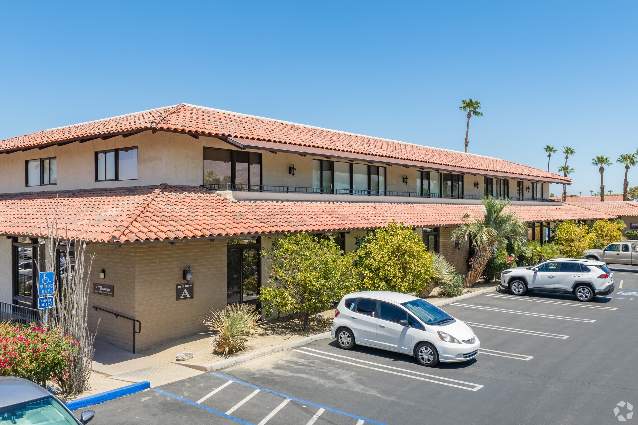 74075 El Paseo Dr, Palm Desert, CA à vendre Photo principale– Image 1 sur 5