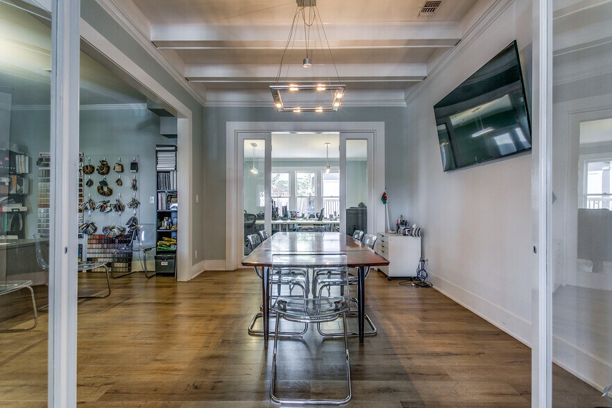 105 Montclair Ave, San Antonio, TX à vendre - Photo intérieure – Image 2 sur 13