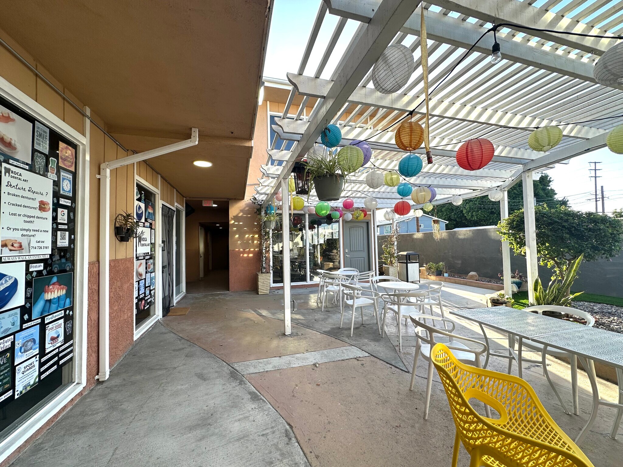 9774 Katella Ave, Garden Grove, CA à louer Photo de l’immeuble– Image 1 sur 6