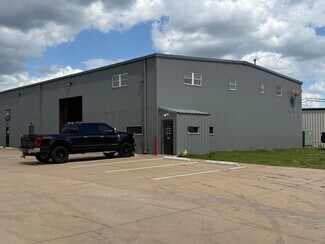 Plus de détails pour 10041 E 52nd St, Tulsa, OK - Industriel/Logistique à louer