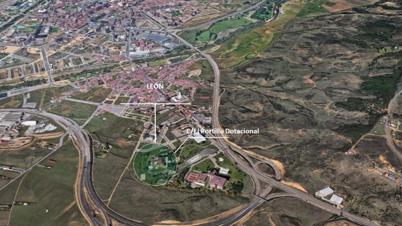 Terrain dans León, León à vendre - Photo principale – Image 2 sur 5