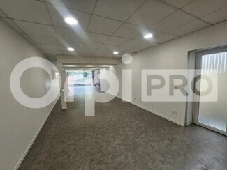 Plus de détails pour Local commercial à louer