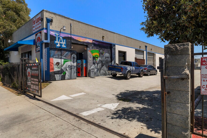 2746 Durfee Ave, El Monte, CA à vendre - Photo de l’immeuble – Image 3 sur 12