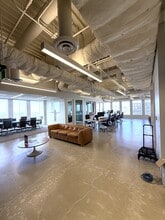 6300 Wilshire Blvd, Los Angeles, CA à louer Photo intérieure– Image 1 sur 16