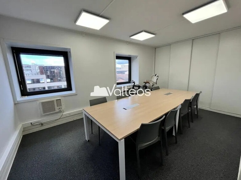 10 Place Alfonse Jourdain, Toulouse à louer - Photo intérieure – Image 2 sur 7