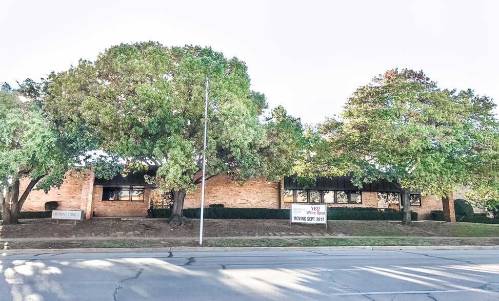 1601 9th St, Wichita Falls, TX à vendre - Photo principale – Image 1 sur 81