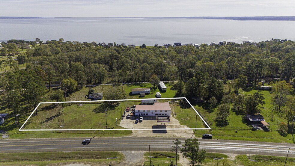 9510 US Highway 190 E, Pointblank, TX à vendre - Photo principale – Image 1 sur 16