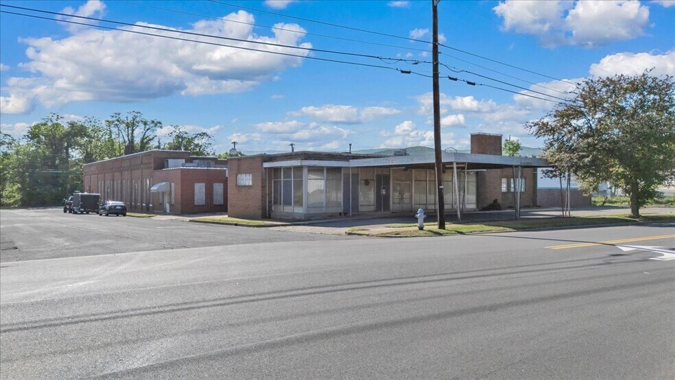 231 S Colorado St, Salem, VA à vendre - Photo de l’immeuble – Image 2 sur 53