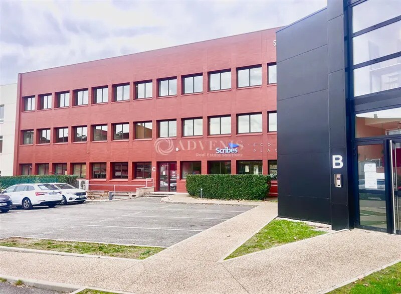 Bureau dans Villefranche-sur-Saône à louer - Photo de l’immeuble – Image 3 sur 12