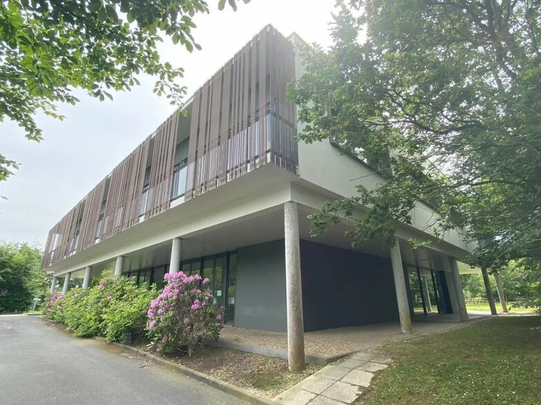 Bureau dans Carquefou à vendre - Photo de l’immeuble – Image 2 sur 18