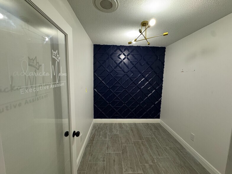 5401 Alhambra Dr, Orlando, FL à louer - Photo intérieure – Image 3 sur 16
