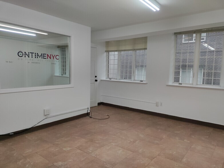 279 Lake St, Brooklyn, NY à louer - Photo de l’immeuble – Image 2 sur 5