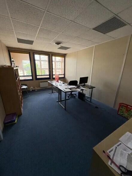 Bureau dans Marseille à louer - Photo intérieure – Image 2 sur 8