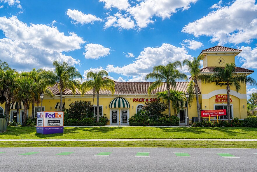5683-5693 SE Federal Hwy, Hobe Sound, FL à louer - Photo de l’immeuble – Image 3 sur 6