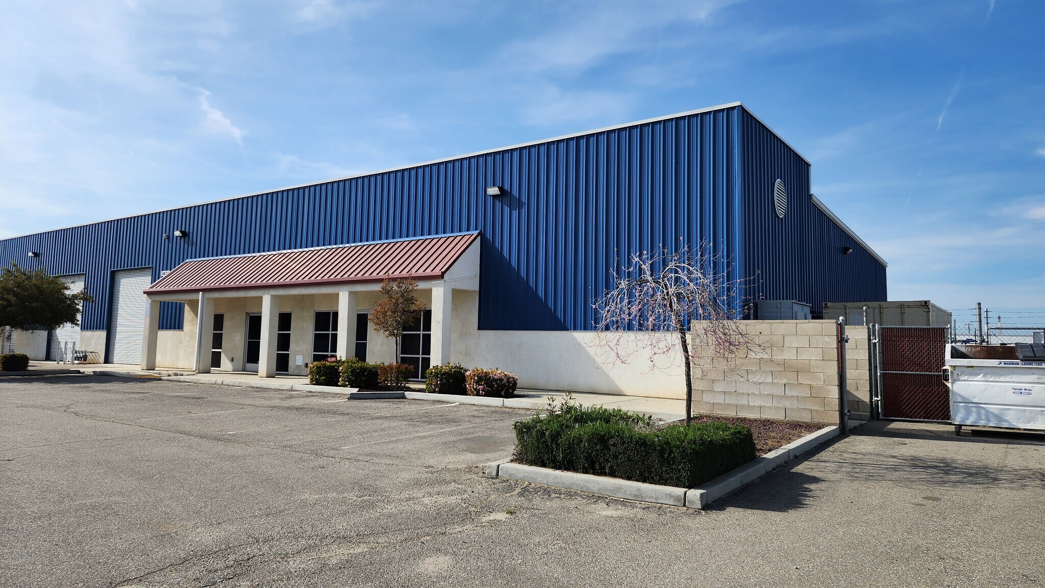 4834-4838 Burr St, Bakersfield, CA à louer Photo principale– Image 1 sur 4