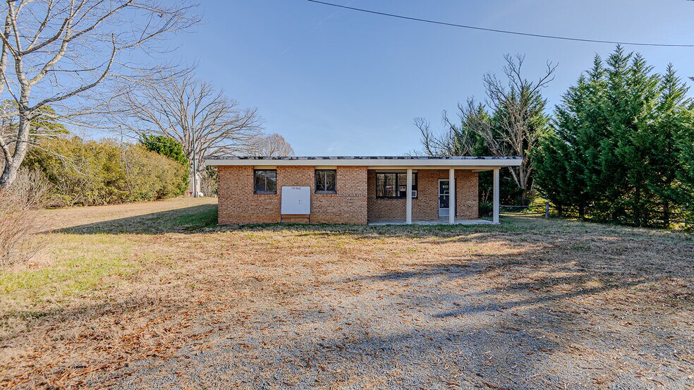 3043 US Highway 158 W, Yanceyville, NC à vendre - Photo de l’immeuble – Image 3 sur 22