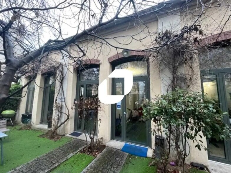 Bureau dans Gentilly à louer - Photo de l’immeuble – Image 1 sur 11