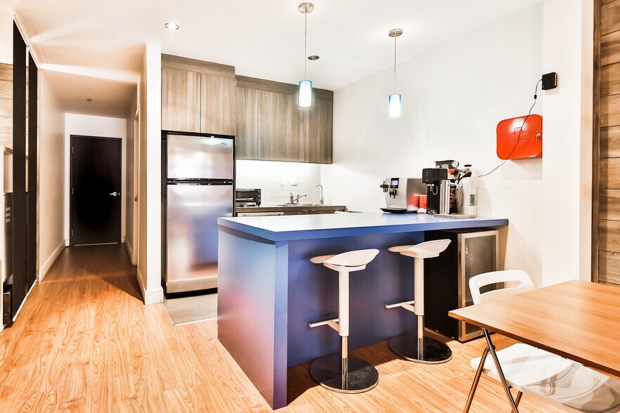 4115-4117 Boul Saint-Laurent, Montréal, QC à louer - Photo intérieure – Image 2 sur 9