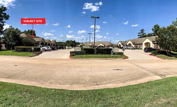 1801 W White Oak Ter, Conroe, TX à louer Photo de l’immeuble– Image 1 sur 3